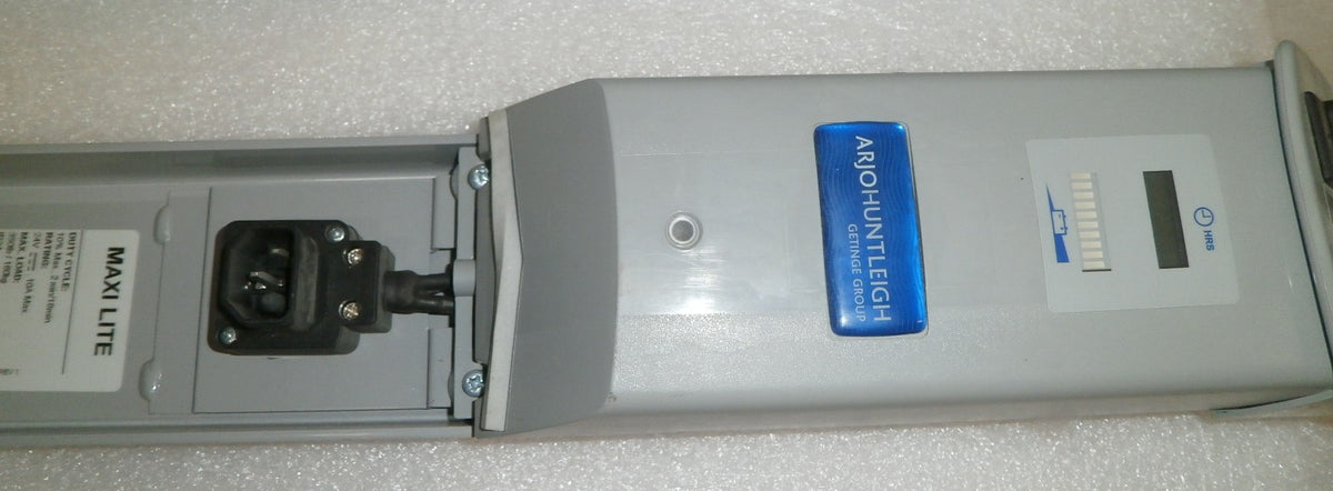 maxi lite arjo floor lift charger and control panel used good condition