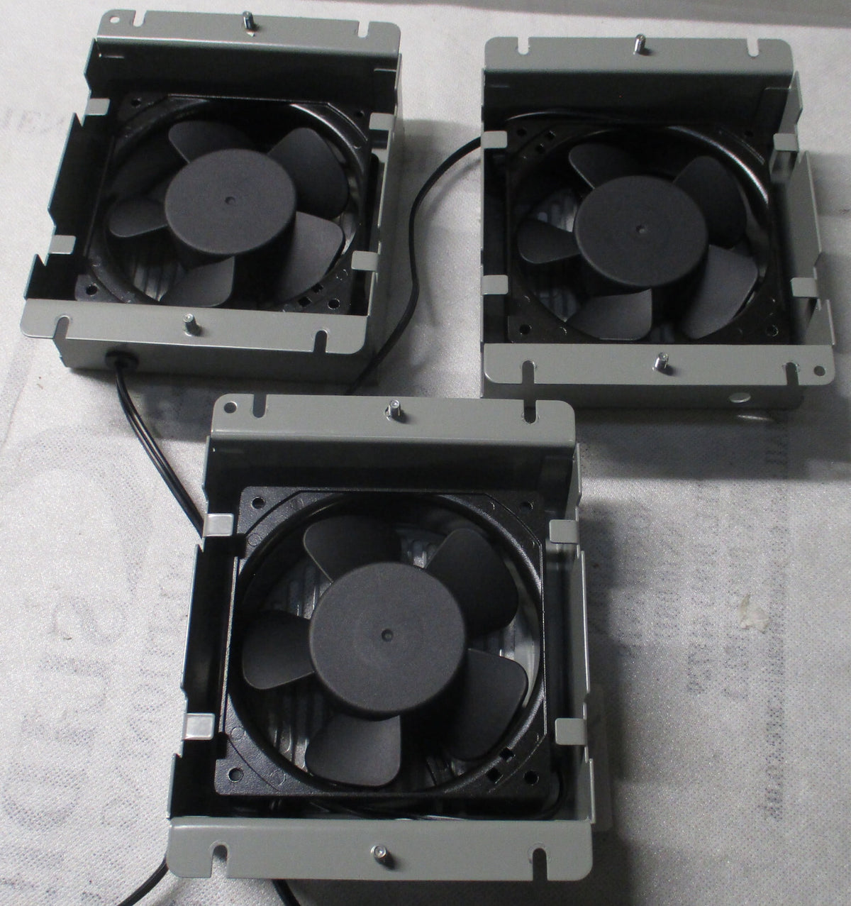 3 OF MECHATRONICS UF12A12 15V 5060HZ 12WATT ALUMINUM FRAME COOLING FAN U3S USED