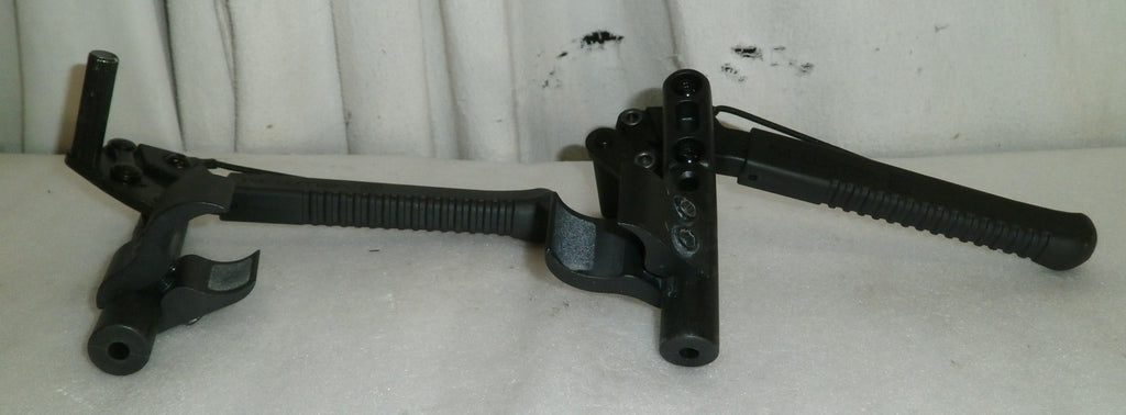 motionNEWTON WHEEL LOCK EXTENSION HANDLE PAIR COMPLETE USED GOOD CONDITION