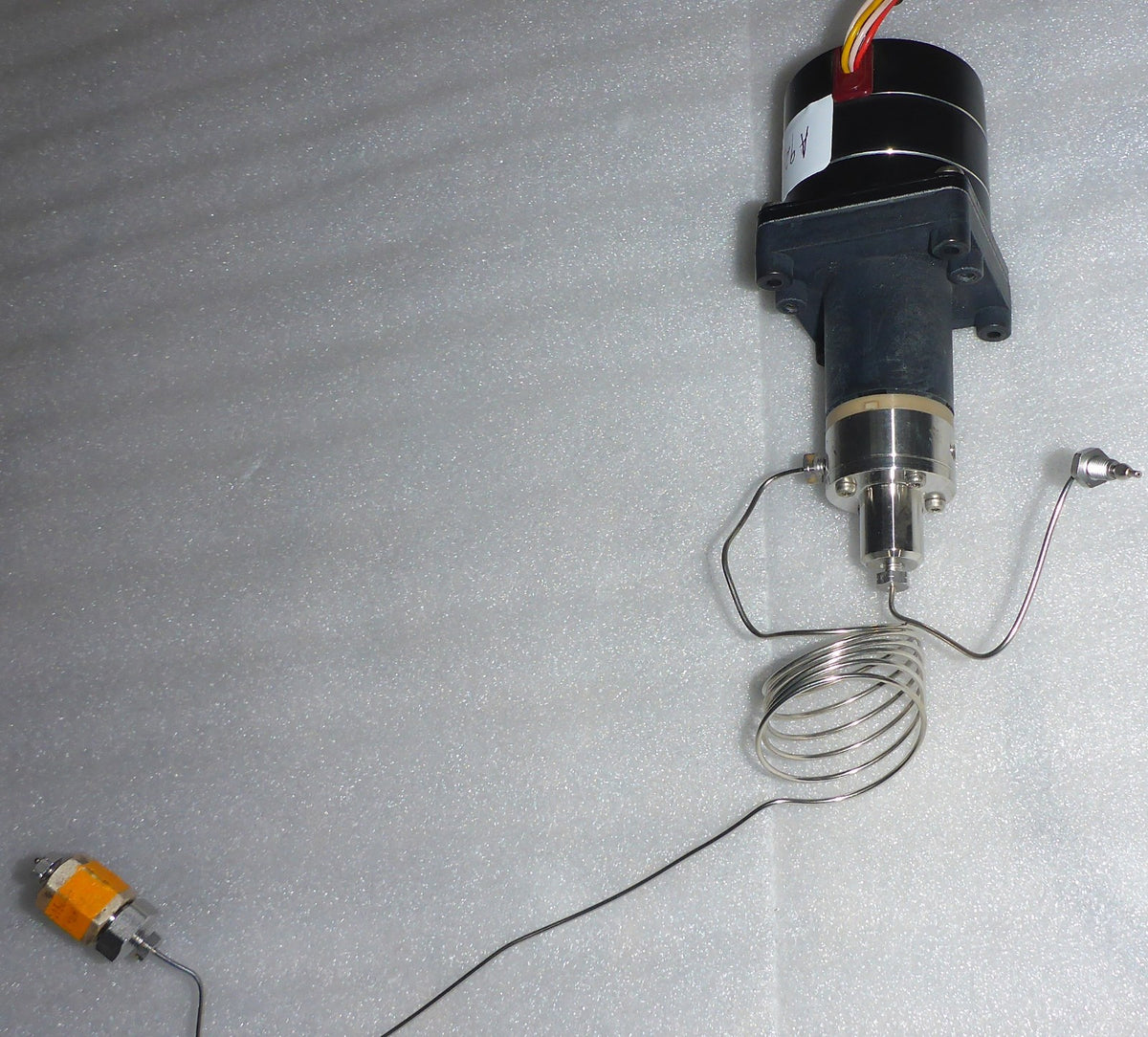 TWO OF VEXTA C7387-9212 WITH INJECTION VALVE AS ONE LOT