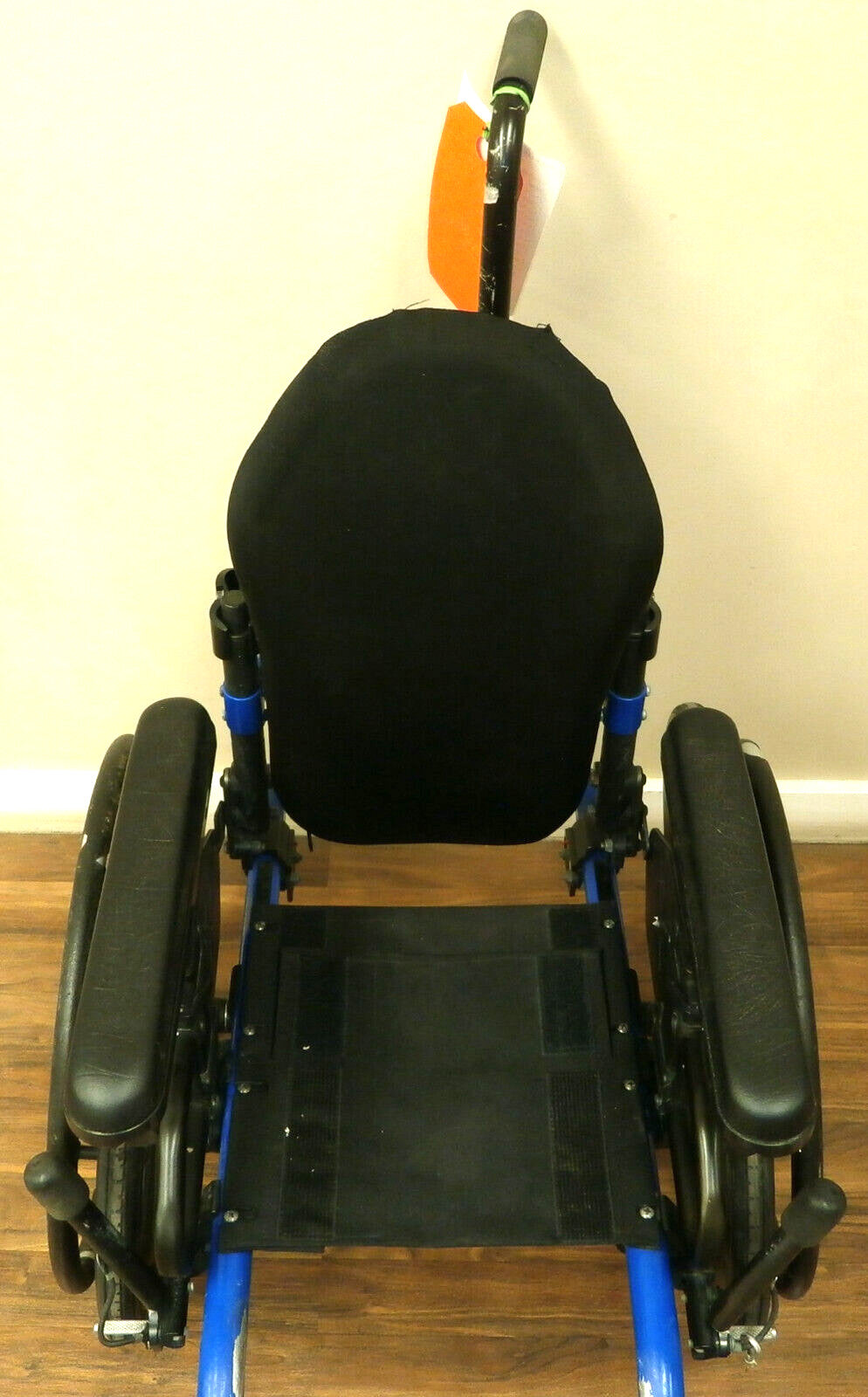KI MOBILITY CLIK CHILD SIZE GOOD CONDITION 12 INCH SEAT WIDTH FAIR