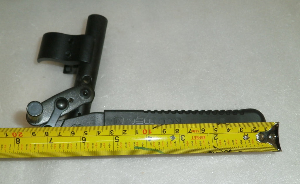 motionNEWTON WHEEL LOCK EXTENSION HANDLE PAIR COMPLETE USED GOOD CONDITION