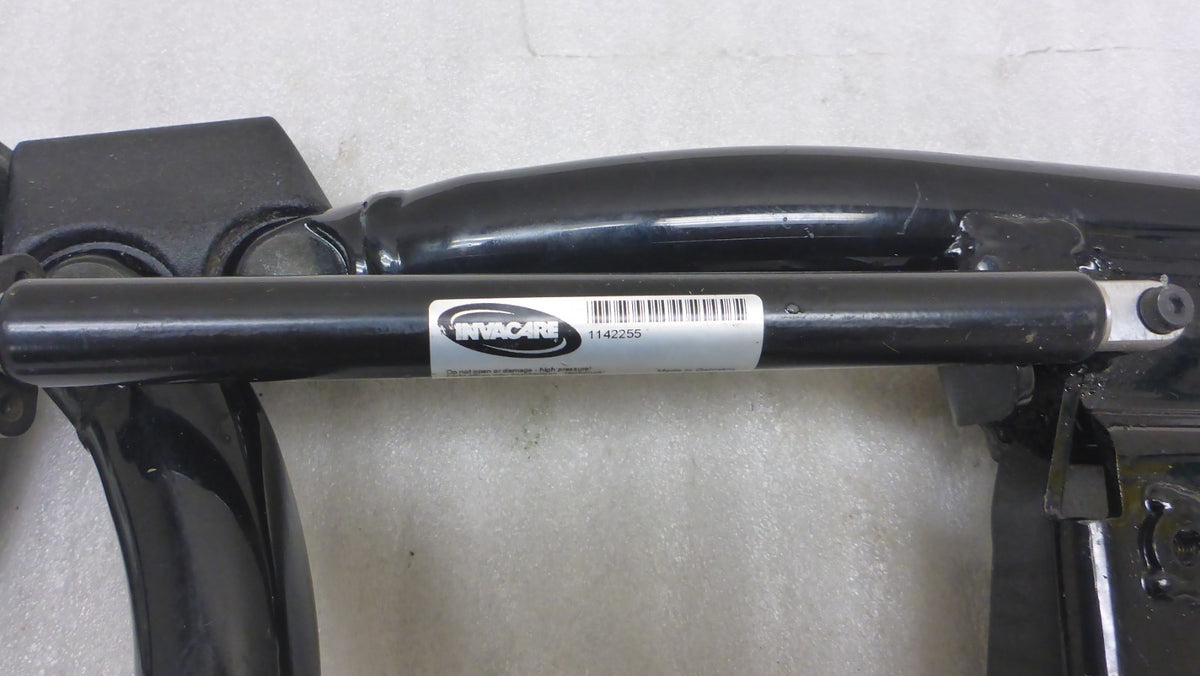 Set of 2 TDX SP Power Wheel Chair Front Parts With Casters & Fenders Very Good