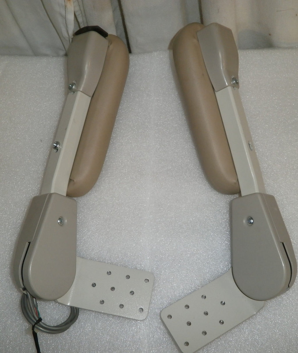 BRUNO 2020 STAIRLIFT ARMREST LEFT AND RIGHT WITH UP-DOWN ROCKER SWITCH CO