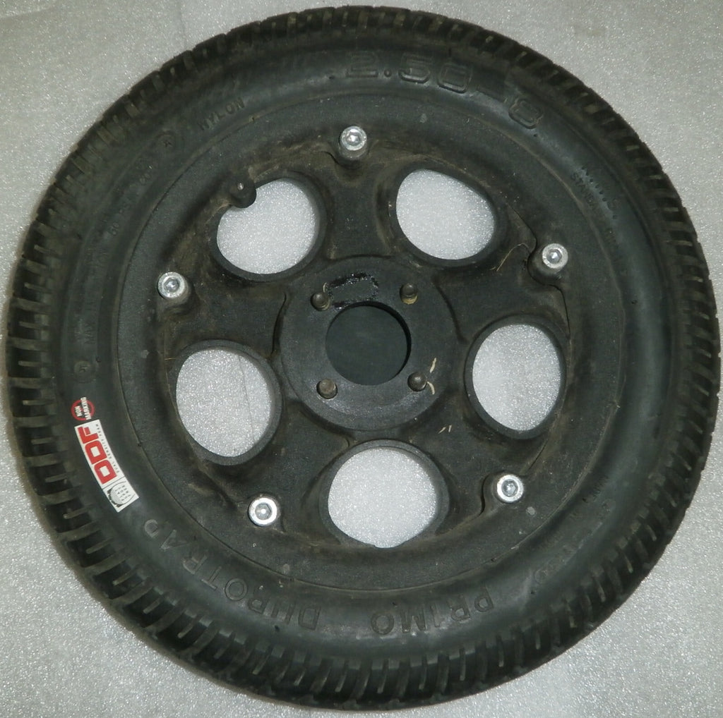 2 WHEELS POWERTRAX 2.50-8 VERY GOOD CONDITION WITH RIMS AS PICTURES