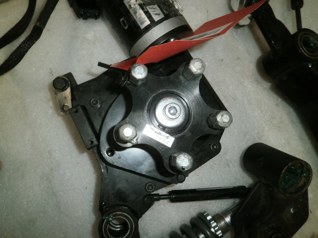 PAIR OF MOTORS QUANTUM EDGE 2.0 MOT154323-01 MOT154324-01 w/CASTER & SUSPENSION