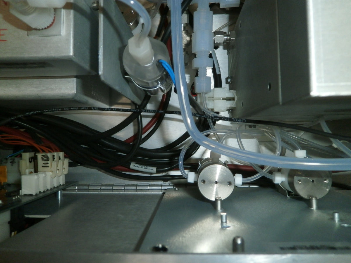 THERMO SCIENTIFIC 42i NO-NO2-NOx Gas ANALYZER