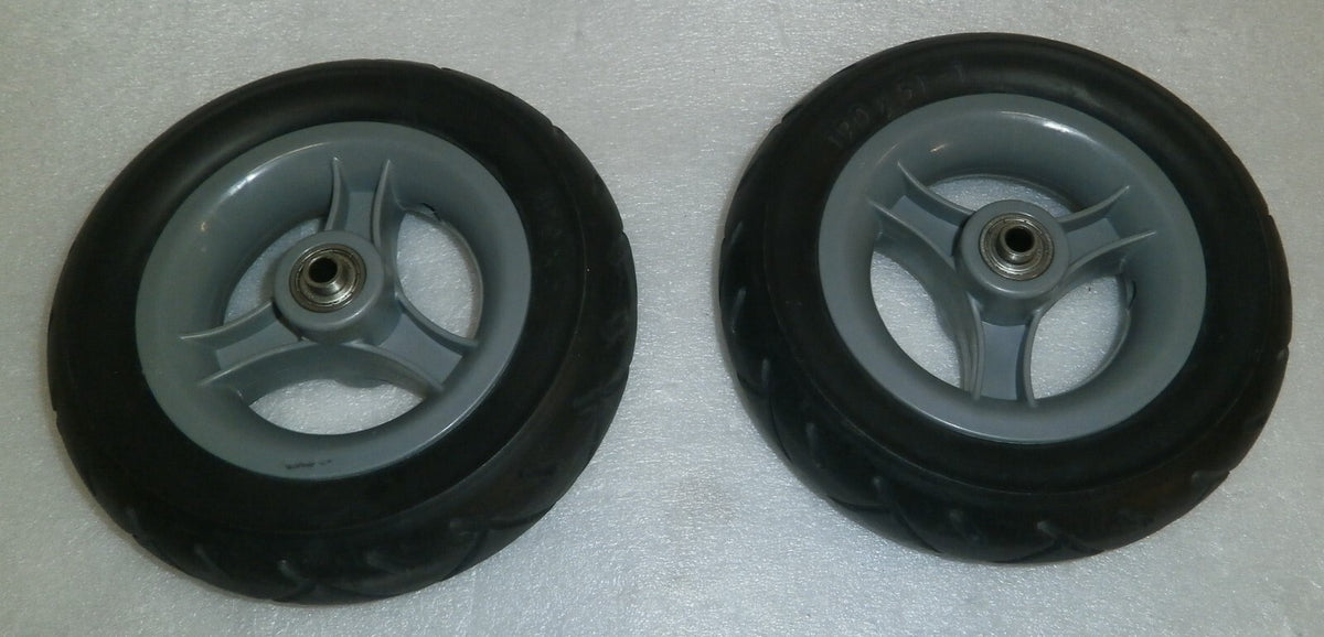 ROLKO TIRE 190 X 51-1 7"X 2" USED GOOD CONDITION