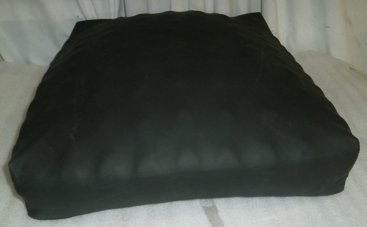 ROHO CUSHION 17.75X 20.25 X 4.25" W/ COVER VERY GOOD CONDITION