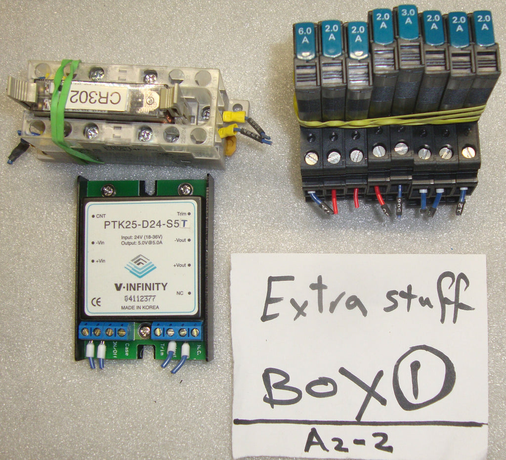 8 OF THERMAL DEVICE CIRCUIT BREAKER TCP-6A,ONE PTK 25-D24-S5T AND ONE OMRON P7S