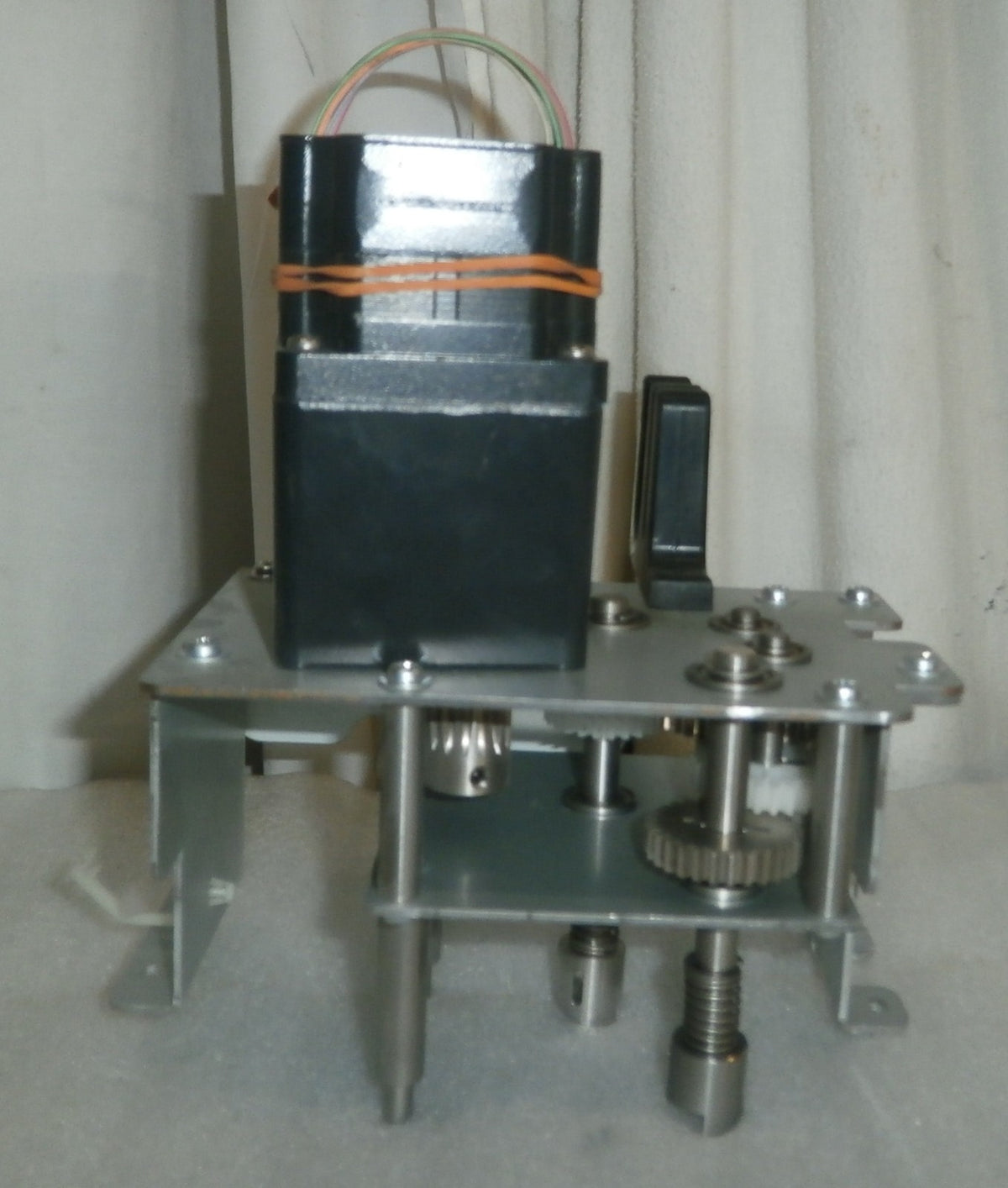 NIDEC Servo NNB FH6PF20N-D3 Brushless DC Motor w/ Base as Photo
