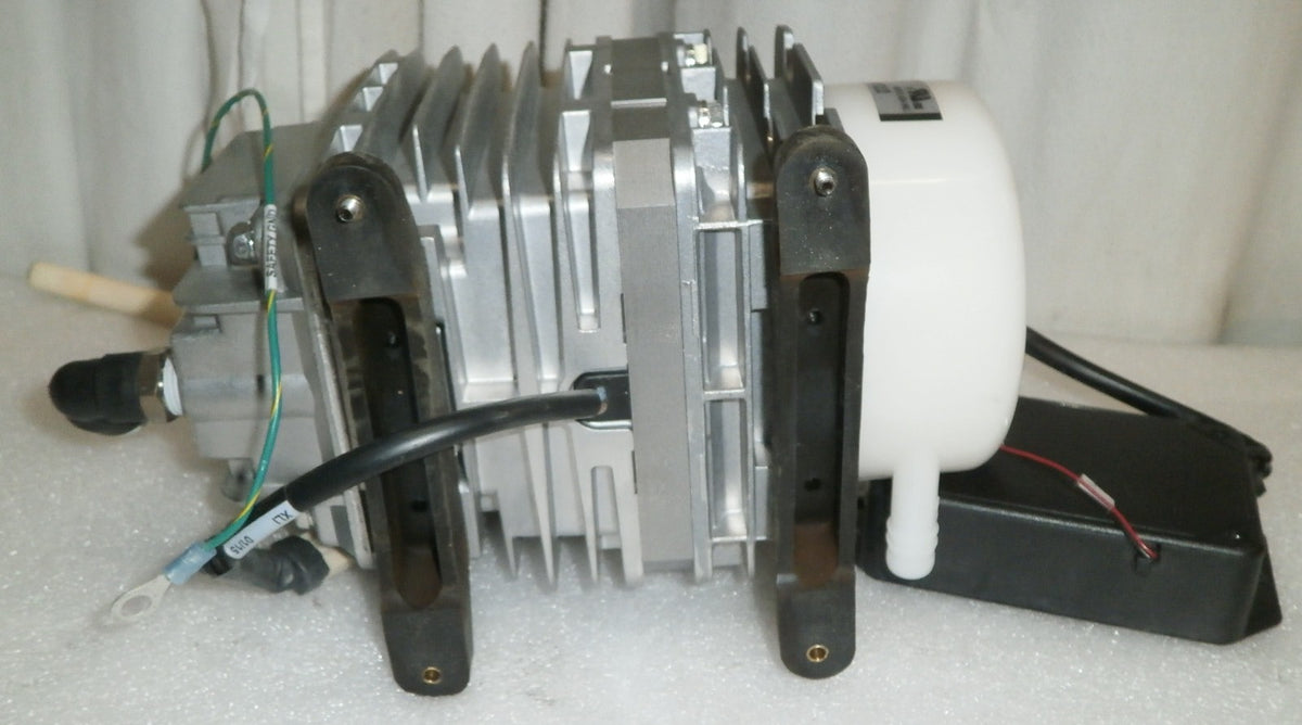 MEDO COMPRESSOR AC0901-A1056-P3-0511 230V WITH PARTS AS PHOTO