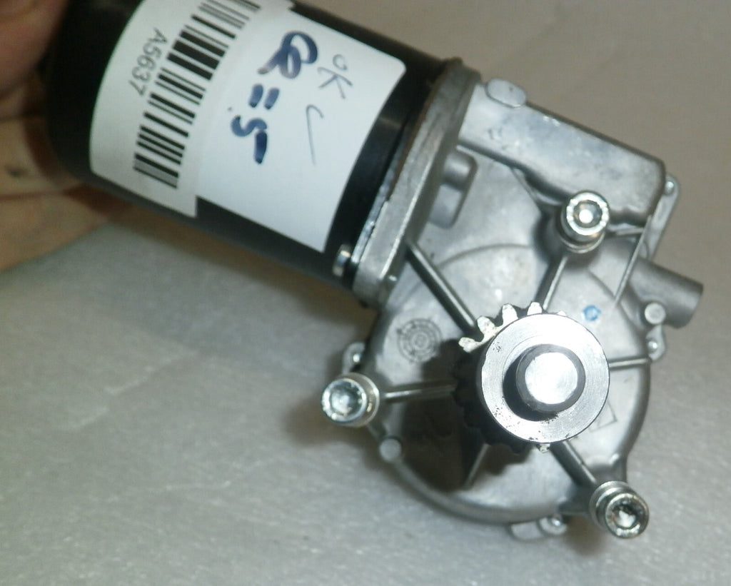 VALEO MOTOR 403.939 24V WITH GEARS MADE IN MEXICO