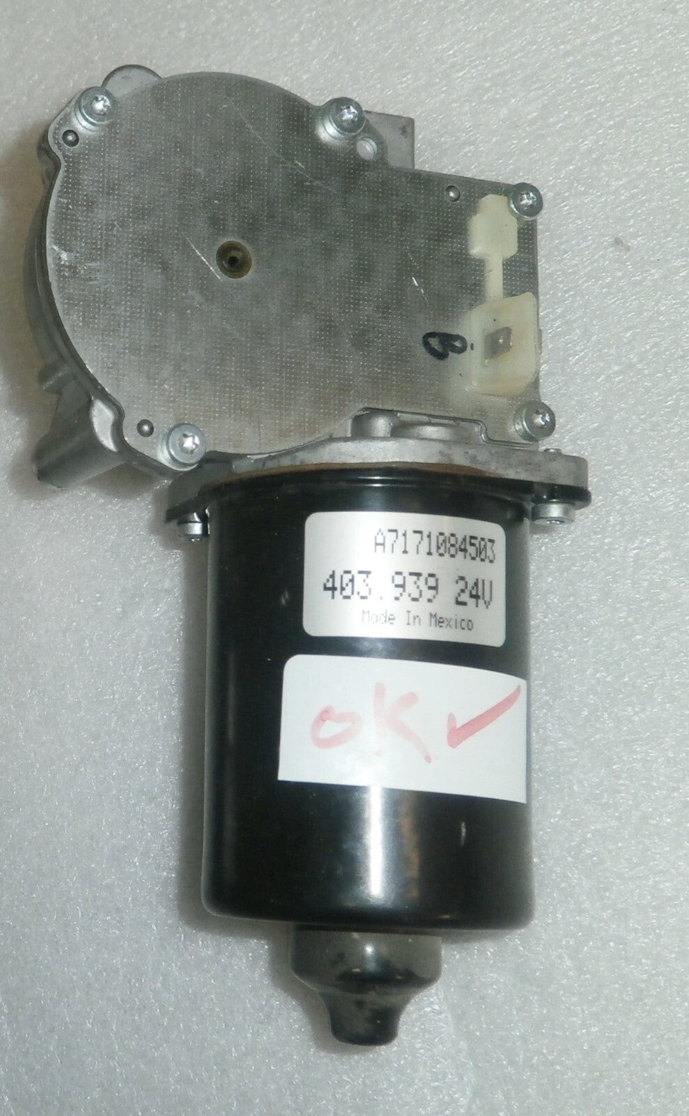 MOTOR A7171084503 403.939 24V WITH GEARS MADE IN MEXICO