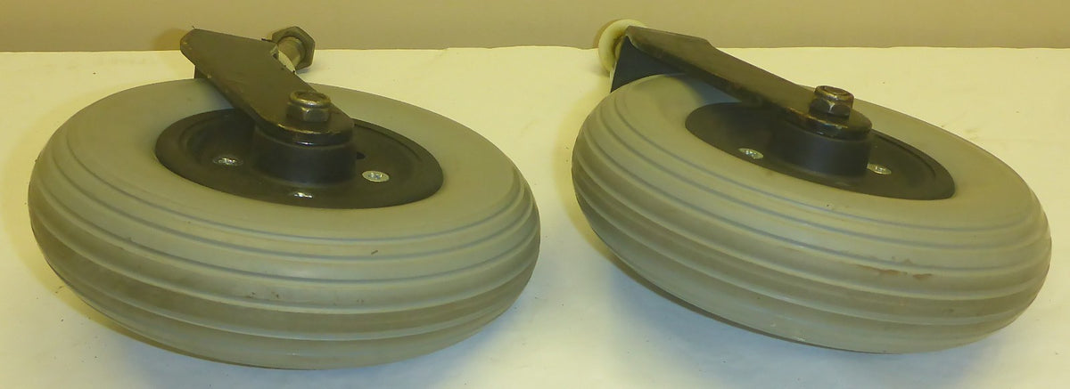 STORM SERIES ARROW POWER WHEELCHAIR FORKS AND 7 INCH CASTERS SOLID GOOD