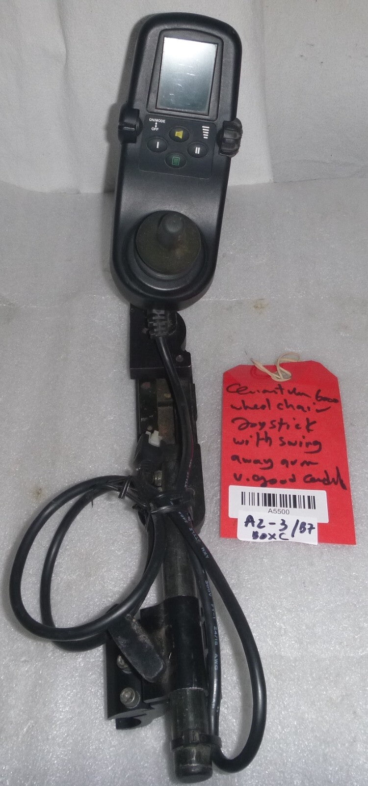 QUANTUM 6000Z WHEELCHAIR JOYSTICK WITH SWING AWAY ARM VERY GOOD CONDITION