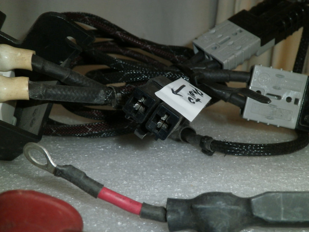 power wheelchair battery cables as photO please check the connection