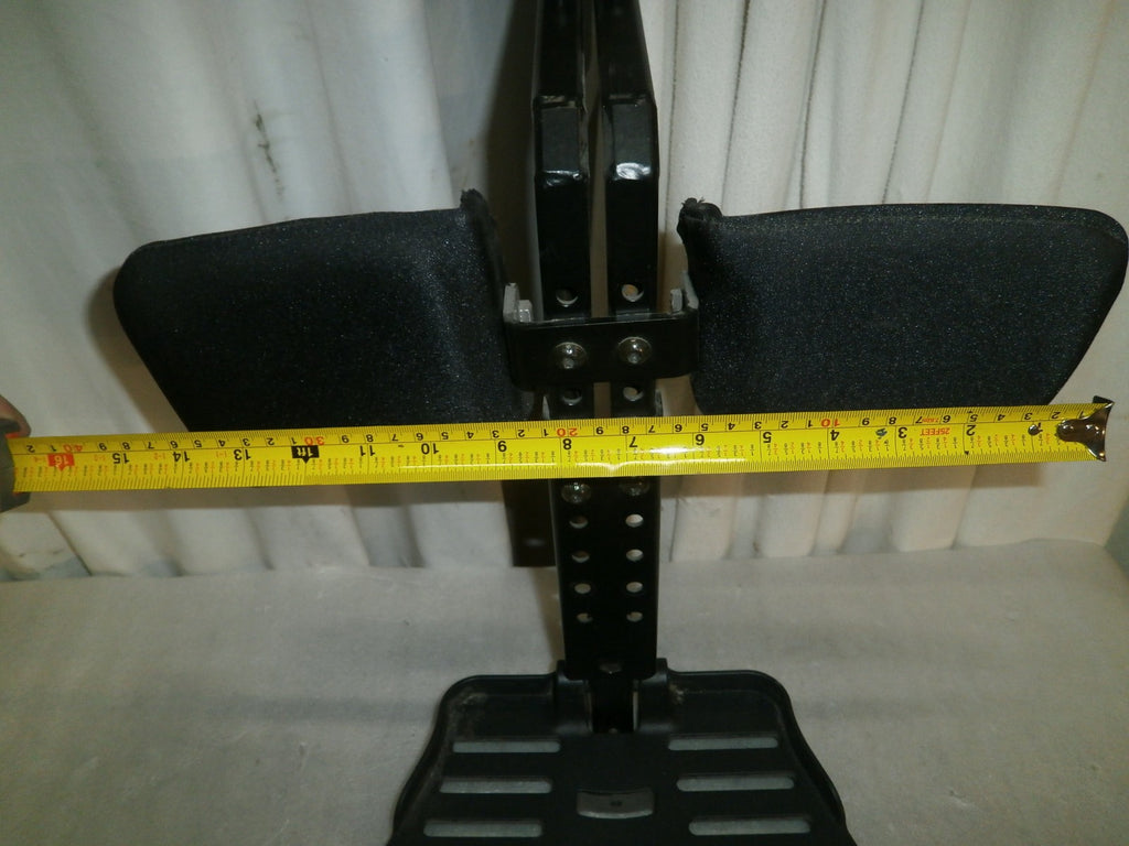 QUICKIE QM-710 WHEELCHAIR FOOTREST VERY GOOD CONDITION WITH BOLTS AS PHOTO