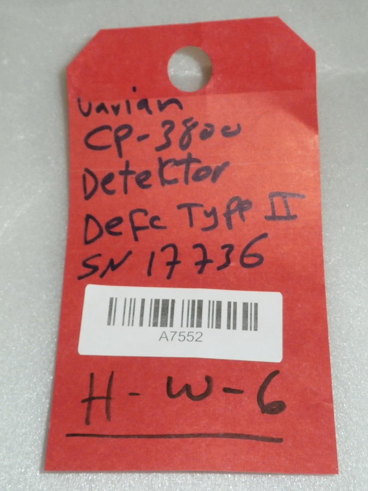 VARIAN CP-3800 DETECTOR DEFC TYPE II SN 17736 AND PARTS AS PHOTO
