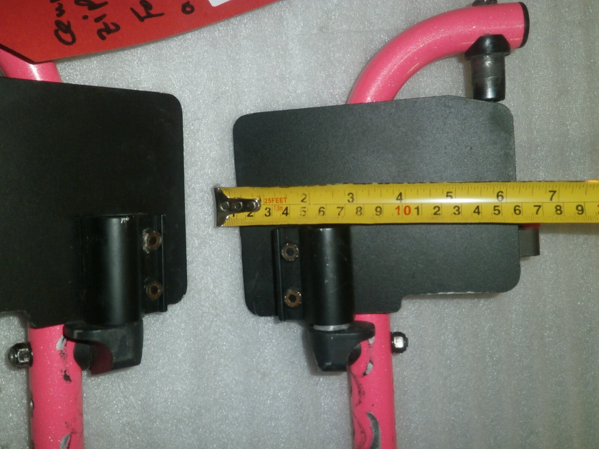 SET OF 2 WHEELCHAIR FOOT RESTS QUICKIE ZIPPIE QS W/ MOUNT DIMENSION AS PHOTO