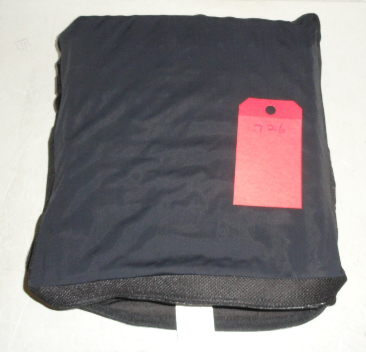 ROHO CUSHION QUAD SELECT 9X10W COVER QS910C 17.75X18.5X4.25 INCH W/ COVER GOOD