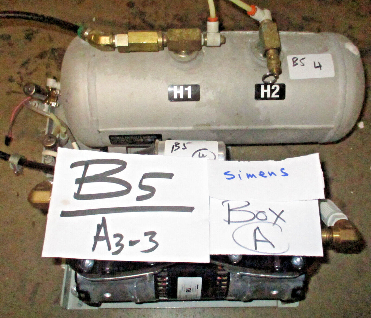 GAST AIR COMPRESSOR K48ZZEFL-1162 AND AIR TANK