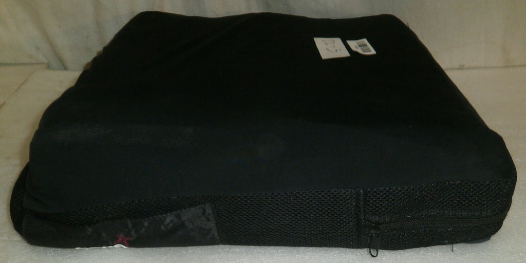 Unknown Brand 16" X 18" W/ Cover ROHO-A109 EUC