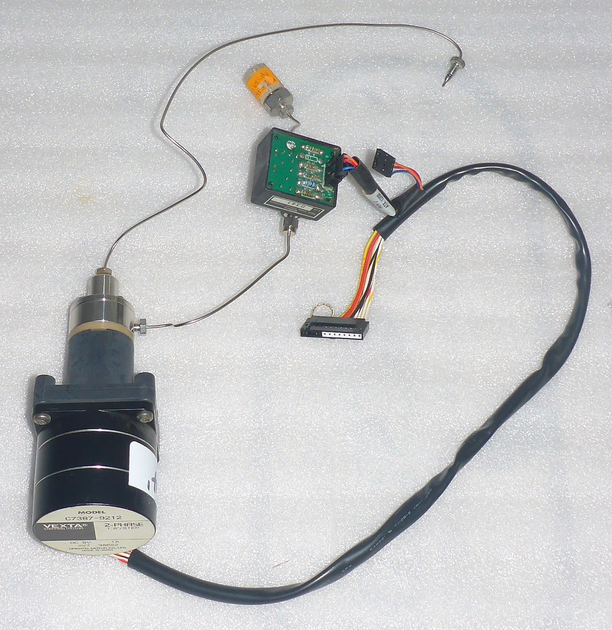 2 OF WATERS 717 AUTO SAMPLER VEXTA MOTORS C7387-9212 WITH INJECTION VALVES