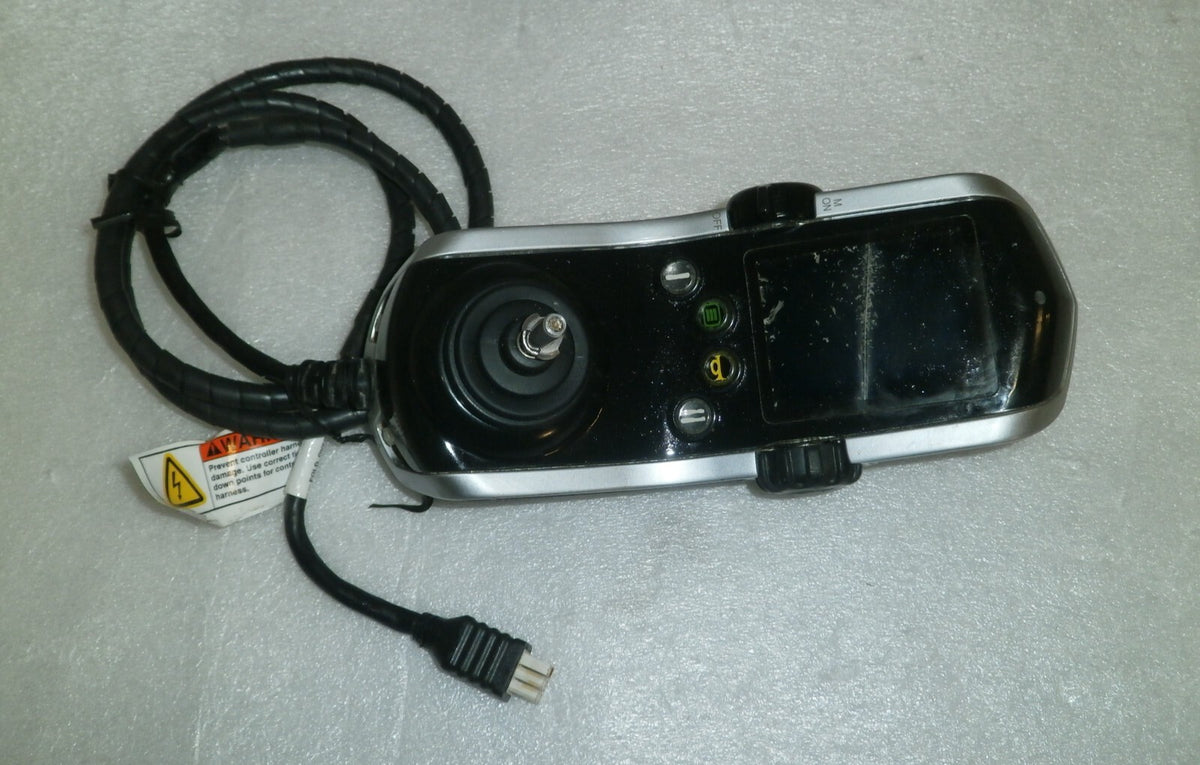 QUANTUM EDGE 6 JOYSTICK BROKEN GLASS AS PHOTO