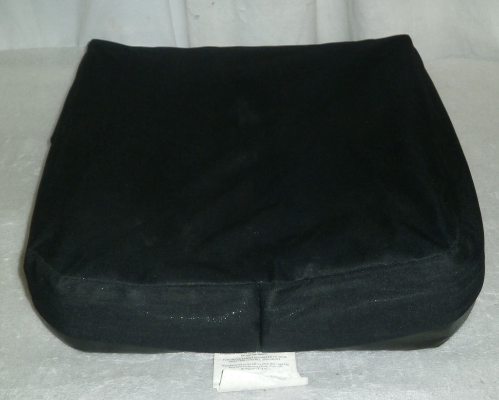 INVACARE MATRX FLO-TECH CUSHION CA38960 WA 16X16" POLYURETHANE FOAM WITH COVER