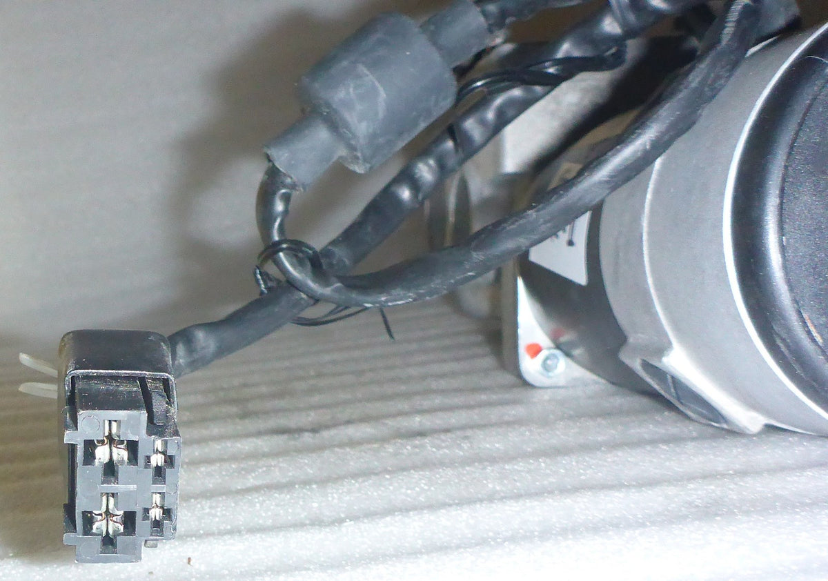 ONE QUICKIE XPERIENCE WHEELCHAIR MOTOR NO 108414 206298 MODEL R00037-R-