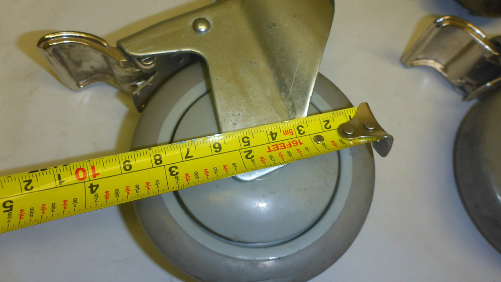 BHM FLOOR ERGOLIFT CASTERS GOOD CONDITION
