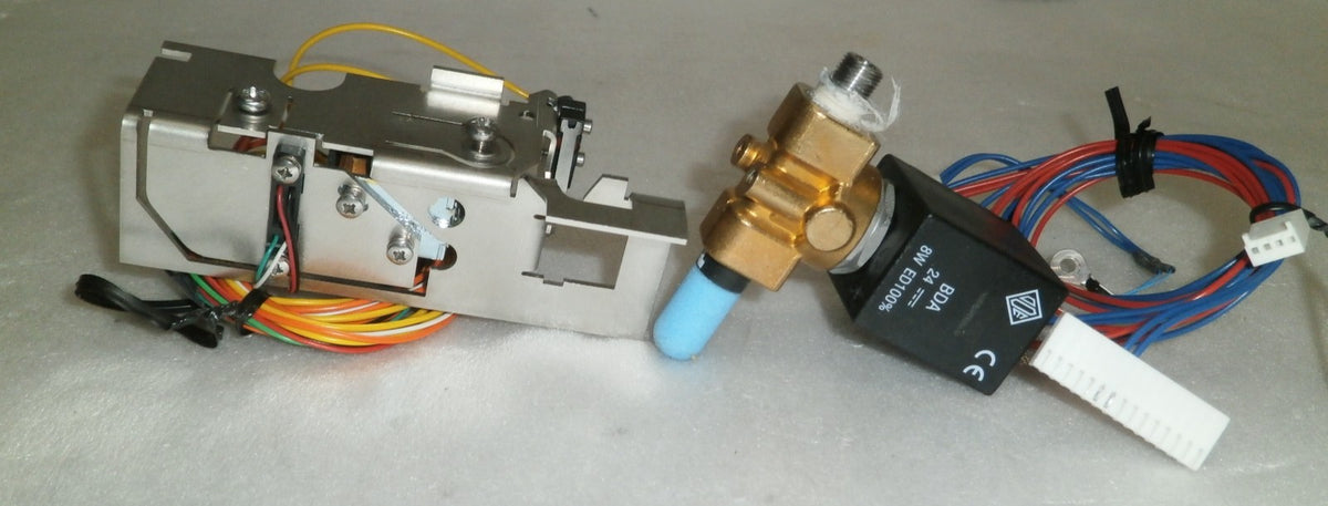 MIVAC GENE VAC DUC-12060-C00 DA SOLENOID AND COEL AC240 PARTS AS PHOTO