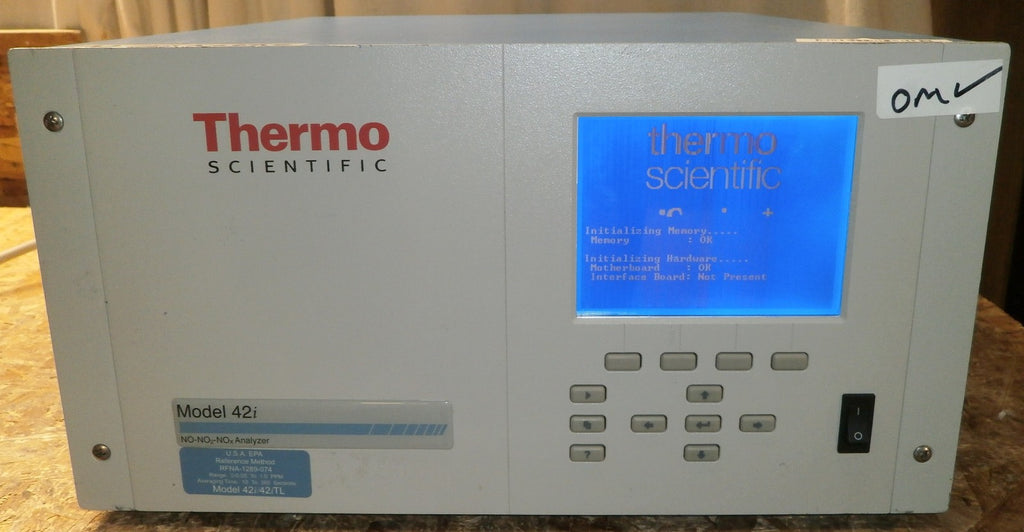THERMO SCIENTIFIC 42i NO-NO2-NOx Gas ANALYZER