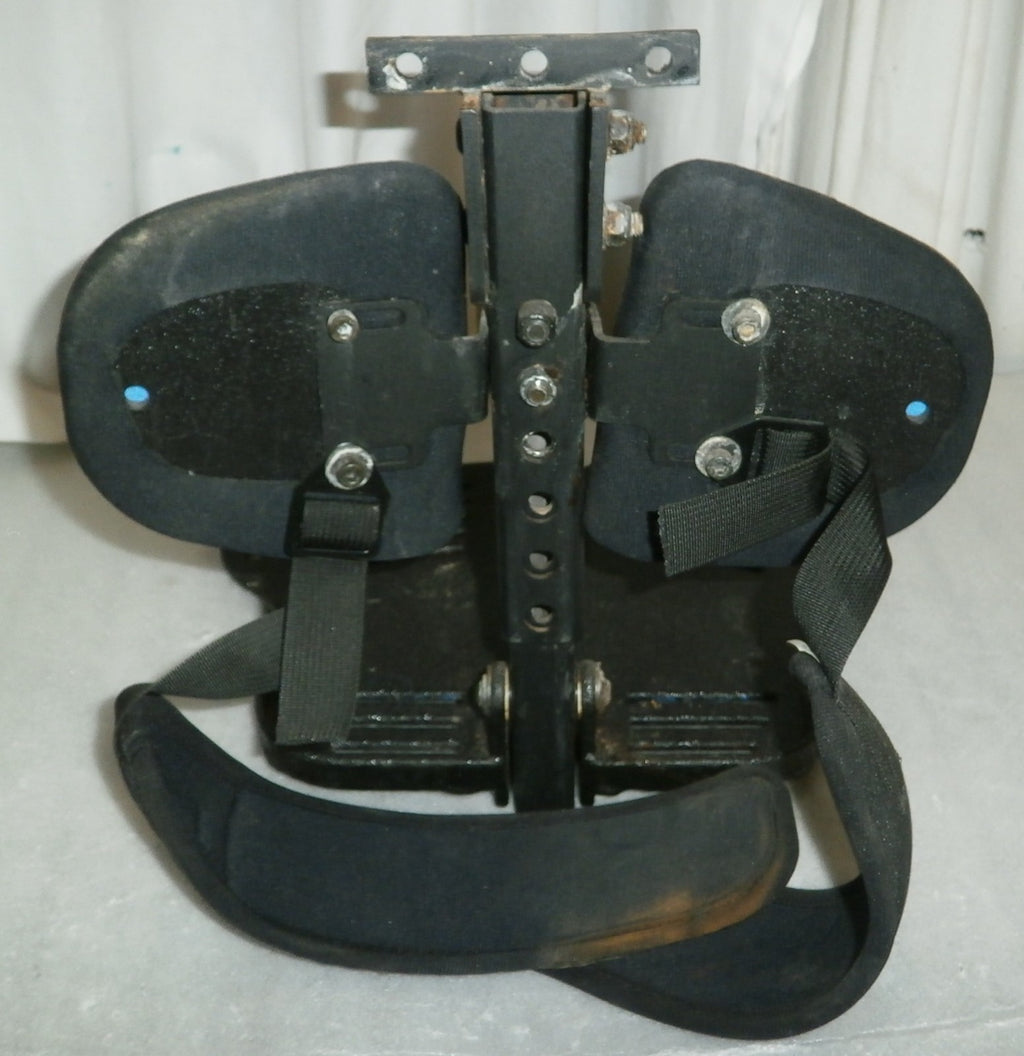 QUICKIE XPERIENCE WHEELCHAIR FOOTREST WITH BOLTS GOOD CONDITION