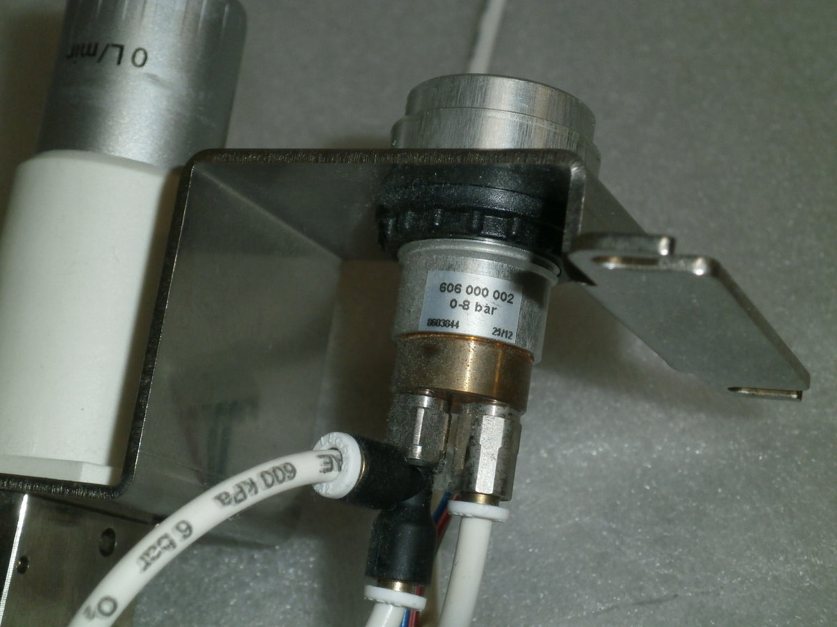 ELECTROMAGNETIC FLOW CONTROL VALVE DRAEGER 3.121.000.00 FROM MACHINE 8603800-77