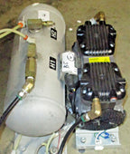 GAST AIR COMPRESSOR K48ZZEFL-1162 AND AIR TANK