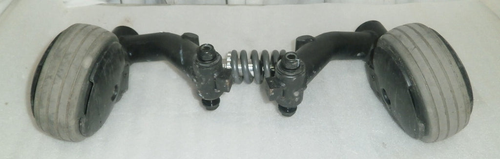 QUANTUM Q6 EDGE FRONT PART WITH CASTERS AND SHOCK AS PHOTO