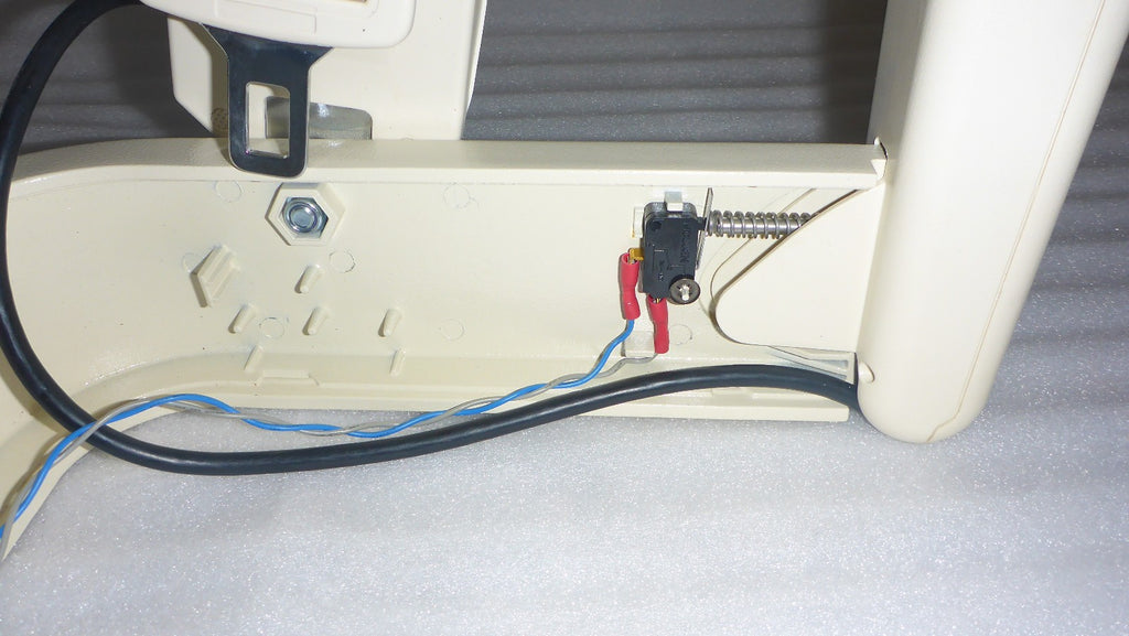 2022 HANDICARE STAIR LIFT ARM LEFT AND RIGHT WITH KEY.JOYSTICK CONTROL AND