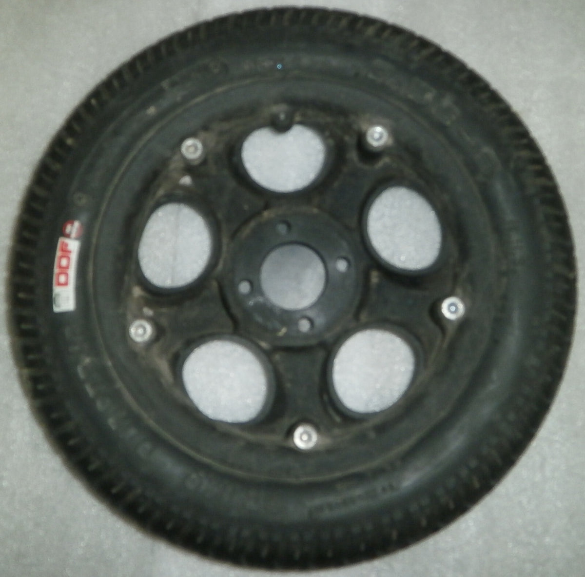 2 WHEELS POWERTRAX 2.50-8 VERY GOOD CONDITION WITH RIMS AS PICTURES
