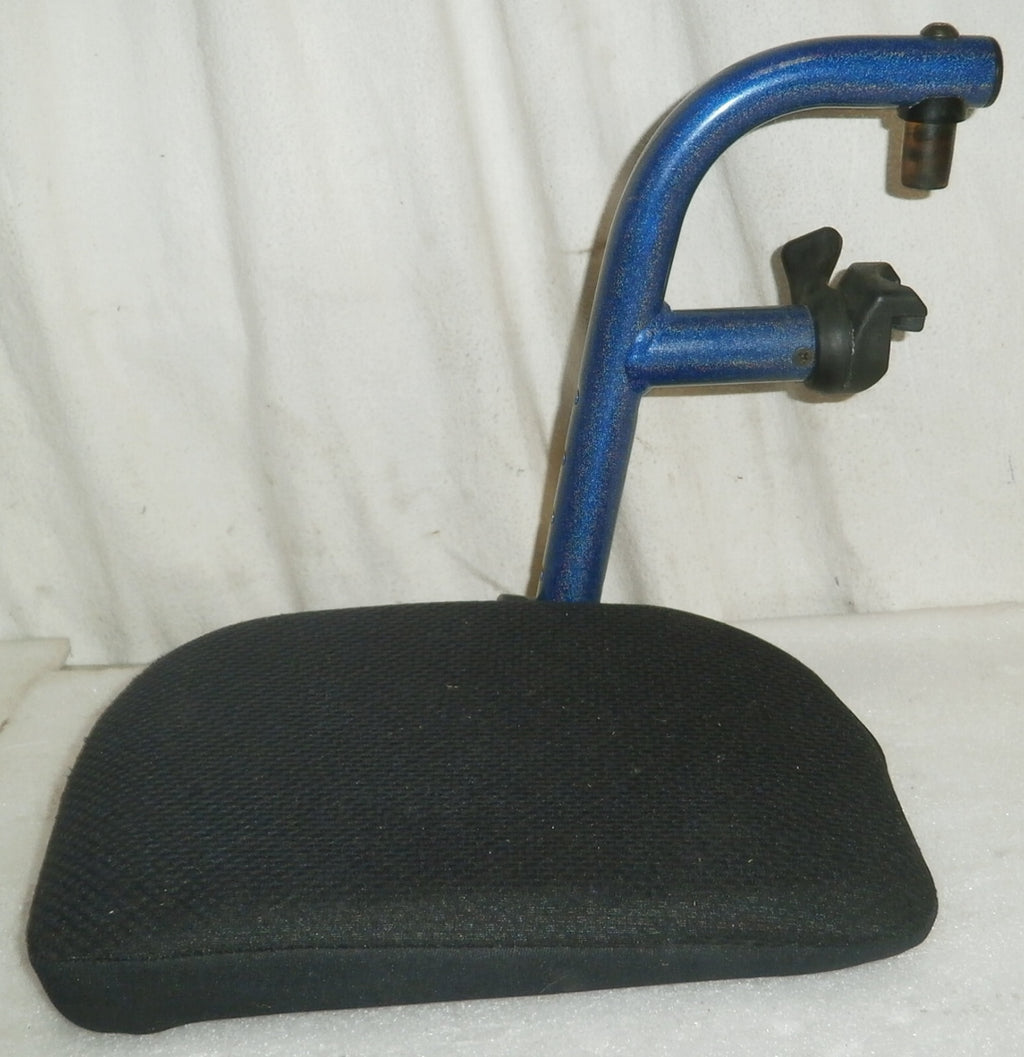 SET OF WHEELCHAIR FOOT REST NEW CONDITION WITH MOUNT PLATES