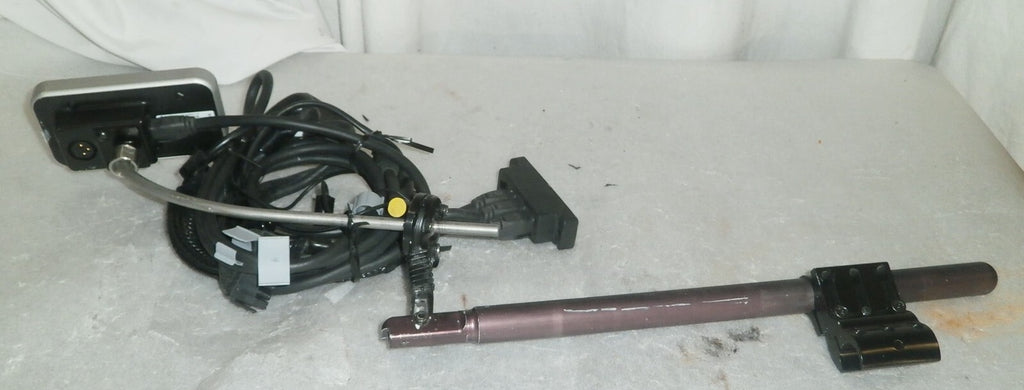 INVACARE TDX-SP2 JOYSTICK DLX-REM500-A WITH FRAME AND CONNECTORS GOOD CONDTION