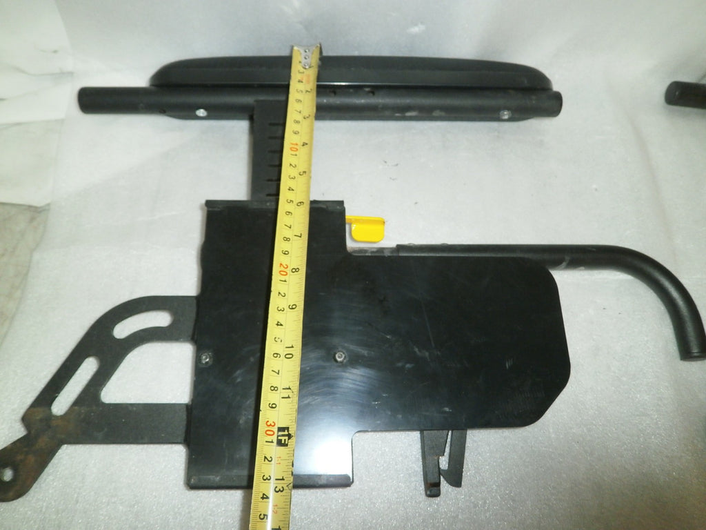QUICKIE XPERIENCE WHEELCHAIR ARMREST AND ALL ACCESSORYAS PHOTO GOOD CONDITION
