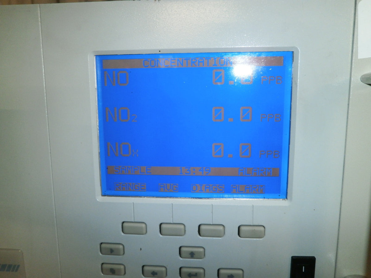 THERMO SCIENTIFIC 42i NO-NO2-NOx Gas ANALYZER