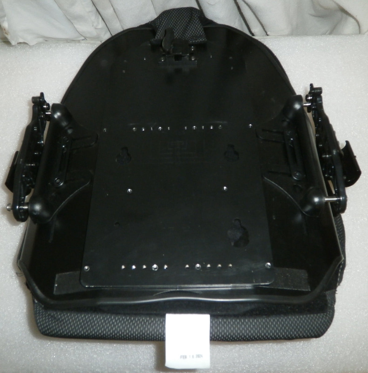 MOTION WHEELCHAIR BACK WITH ACCESSORY W=16-20 AND H=17 INCH GOOD CONDITION