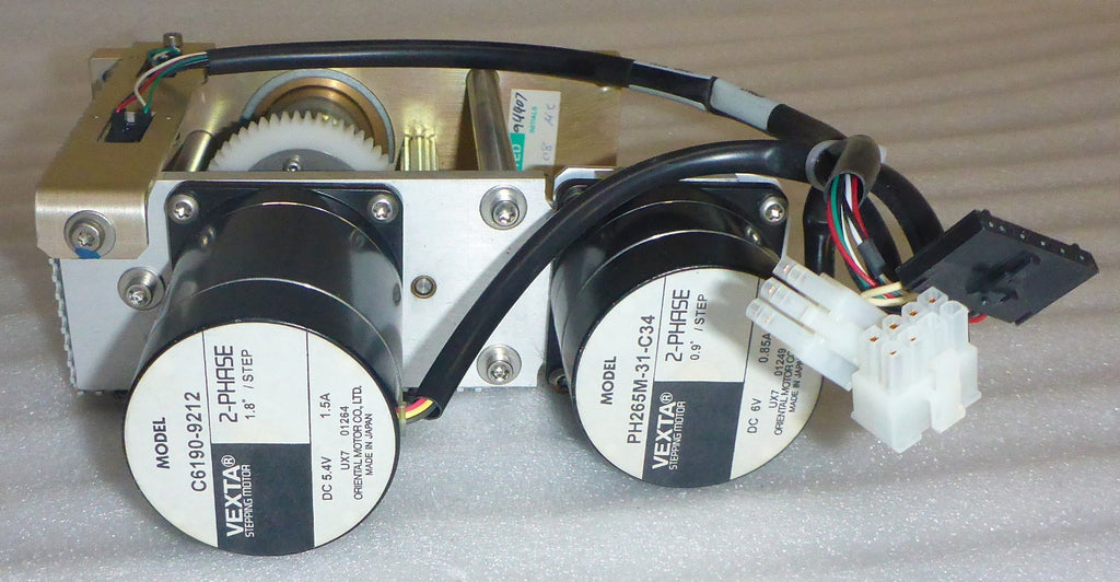 WATERS VEXTA STEPPING MOTORS C6190-9212 USED GOOD CONDITION Q=2 ONE LOT
