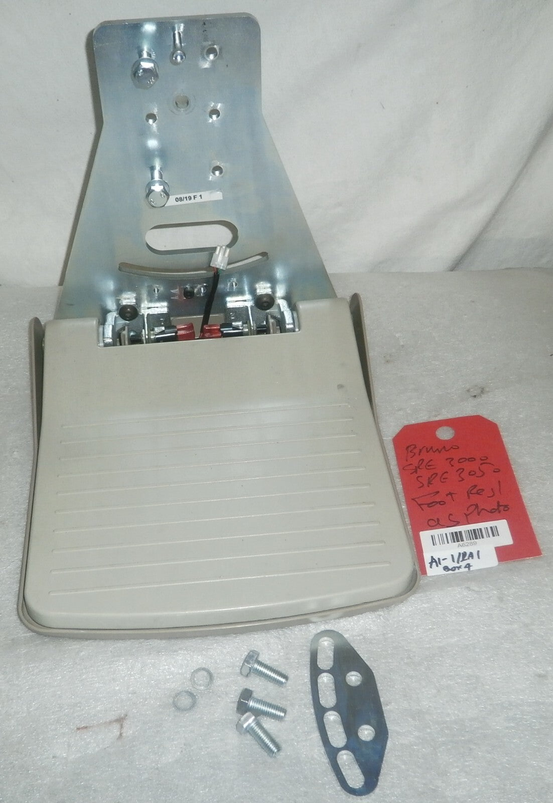 BRUNO Stairlift SRE-3000 SRE 3050 Foot rest and Parts as Photo
