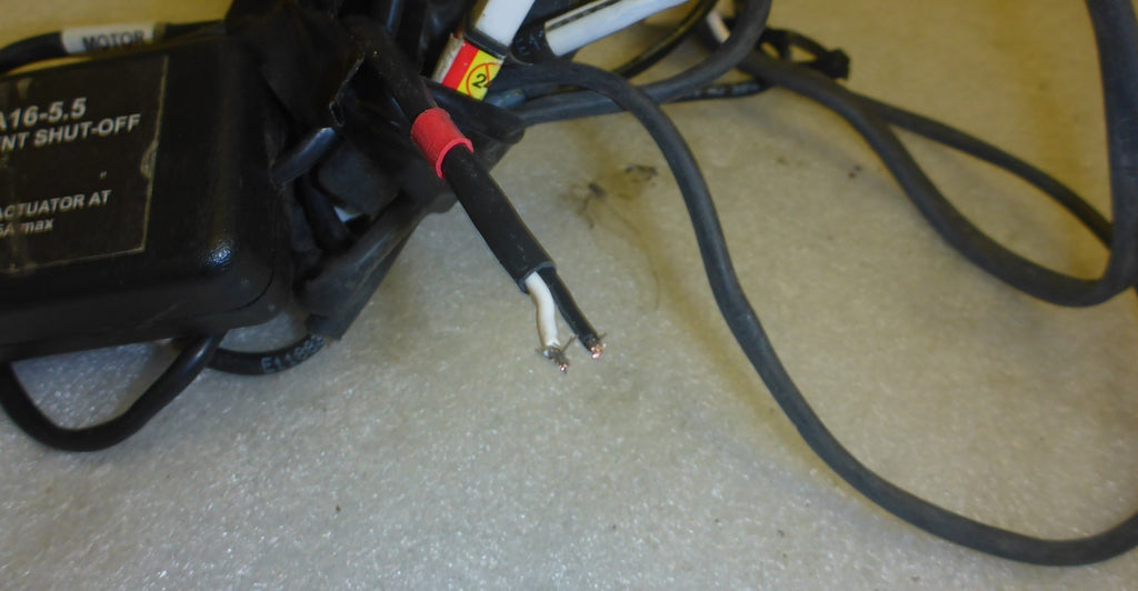 TDX-SP POWER CHAIR SHUT-OFF SWITCH A16-5.5 WITH CABLES AS PHOTO