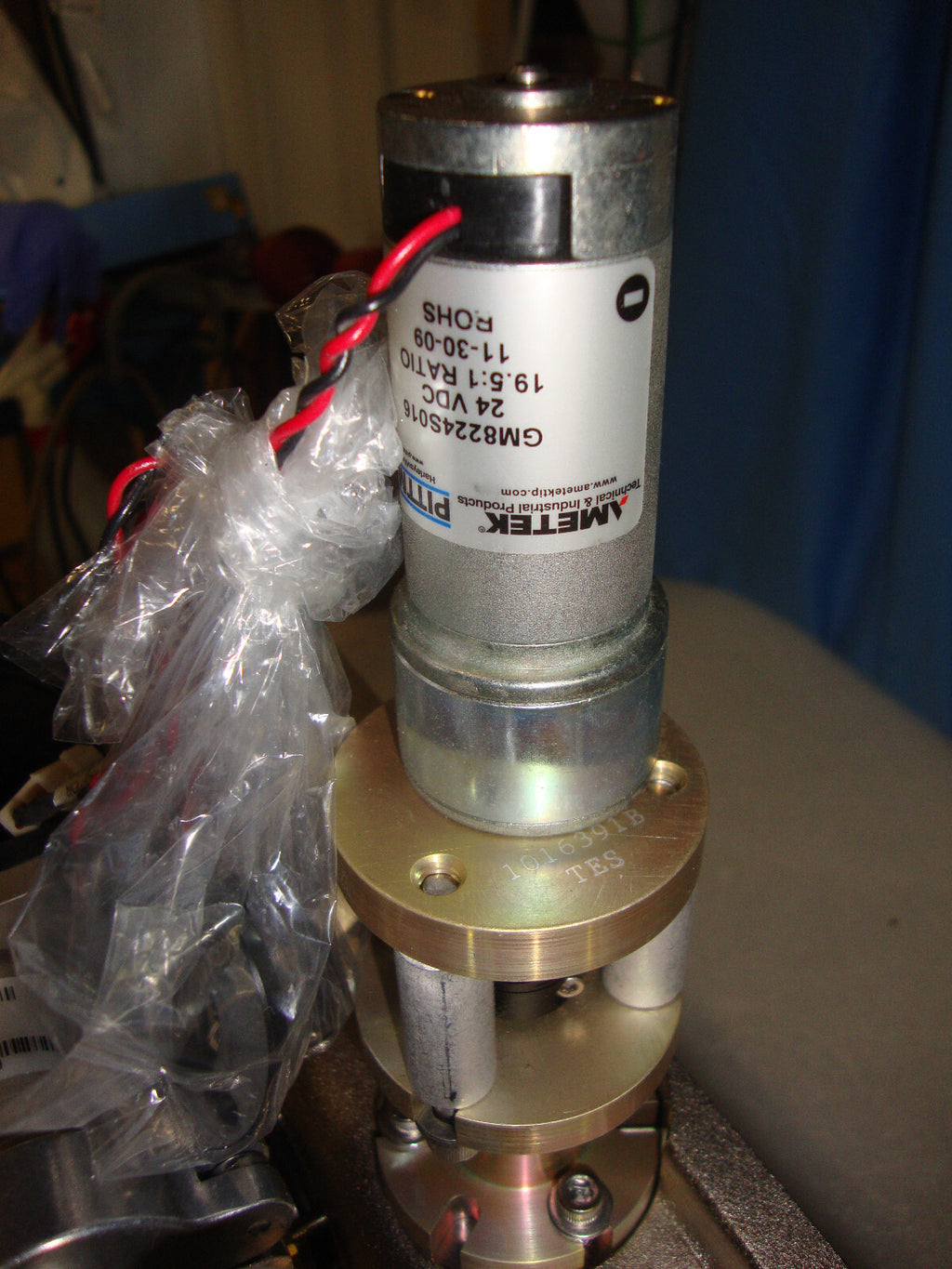 AB SCIEX TOF-TOF 5800 PARTS WITH VARIAN VACUUM GAGE CT100 AND PARTS 1022738 REV