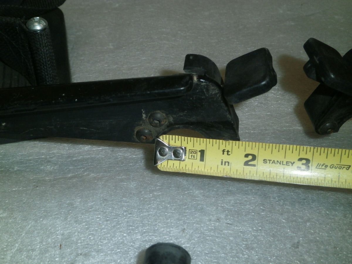 SET OF WHEELCHAIR FOOT REST GOOD CONDITION WITH MOUNT PLATES DIMENSION AS PHOTO